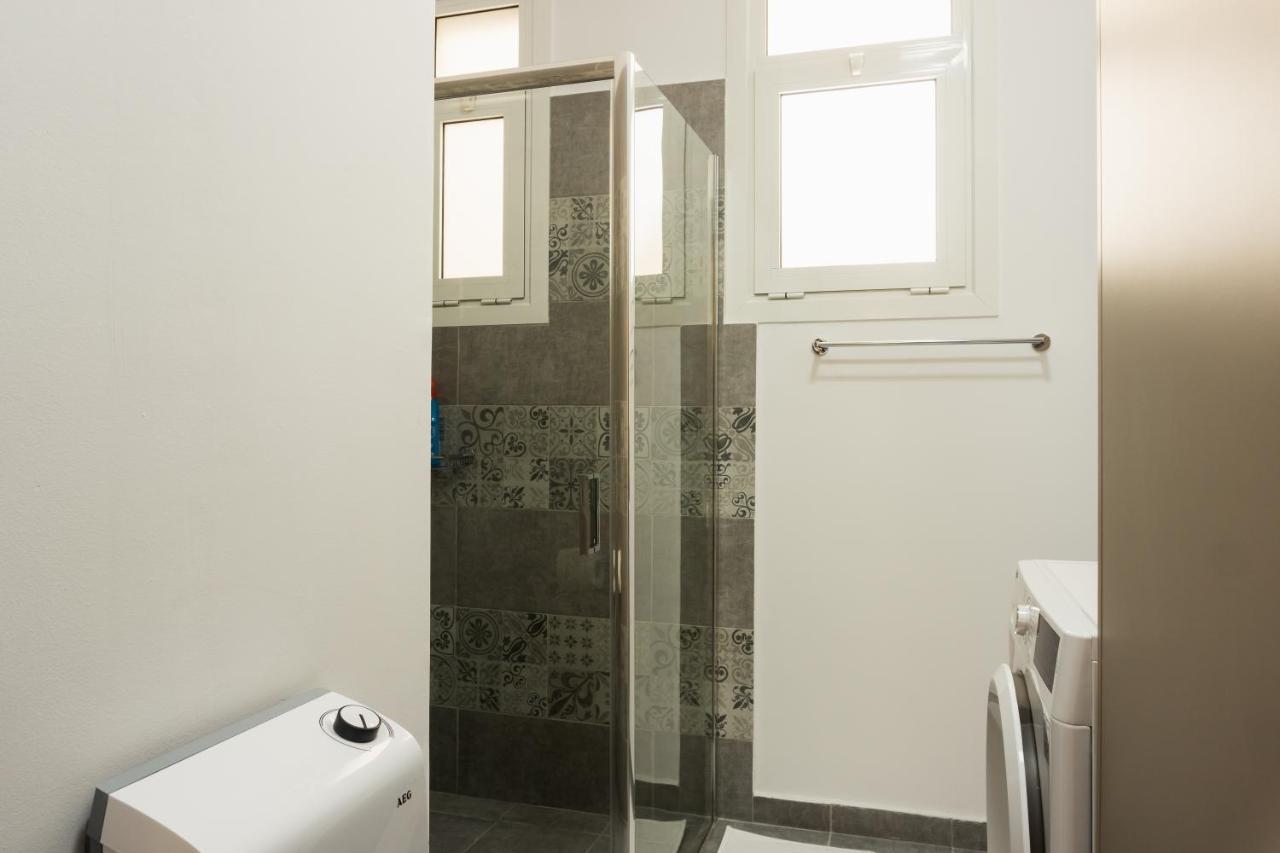 Comfort Zone Apartment In The Heart Of Athen Exterior foto