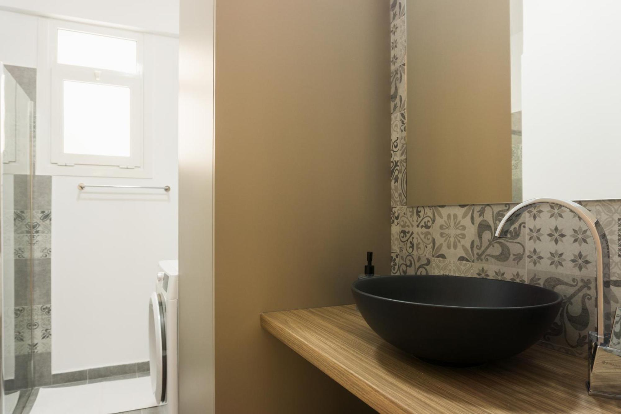 Comfort Zone Apartment In The Heart Of Athen Exterior foto