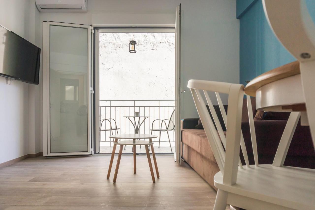 Comfort Zone Apartment In The Heart Of Athen Exterior foto